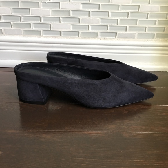 NWT Vince Ralston Navy Blue Suede Slip On Mule - Picture 3 of 15